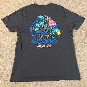 CHUBBIES Sky’s Out Thighs Out Parrot Pocket Tee